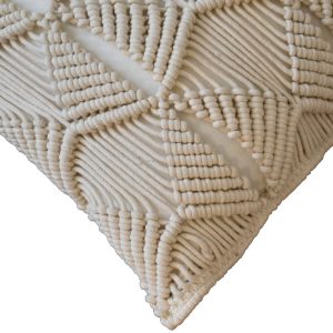 2x Esmi Natural White Cushions