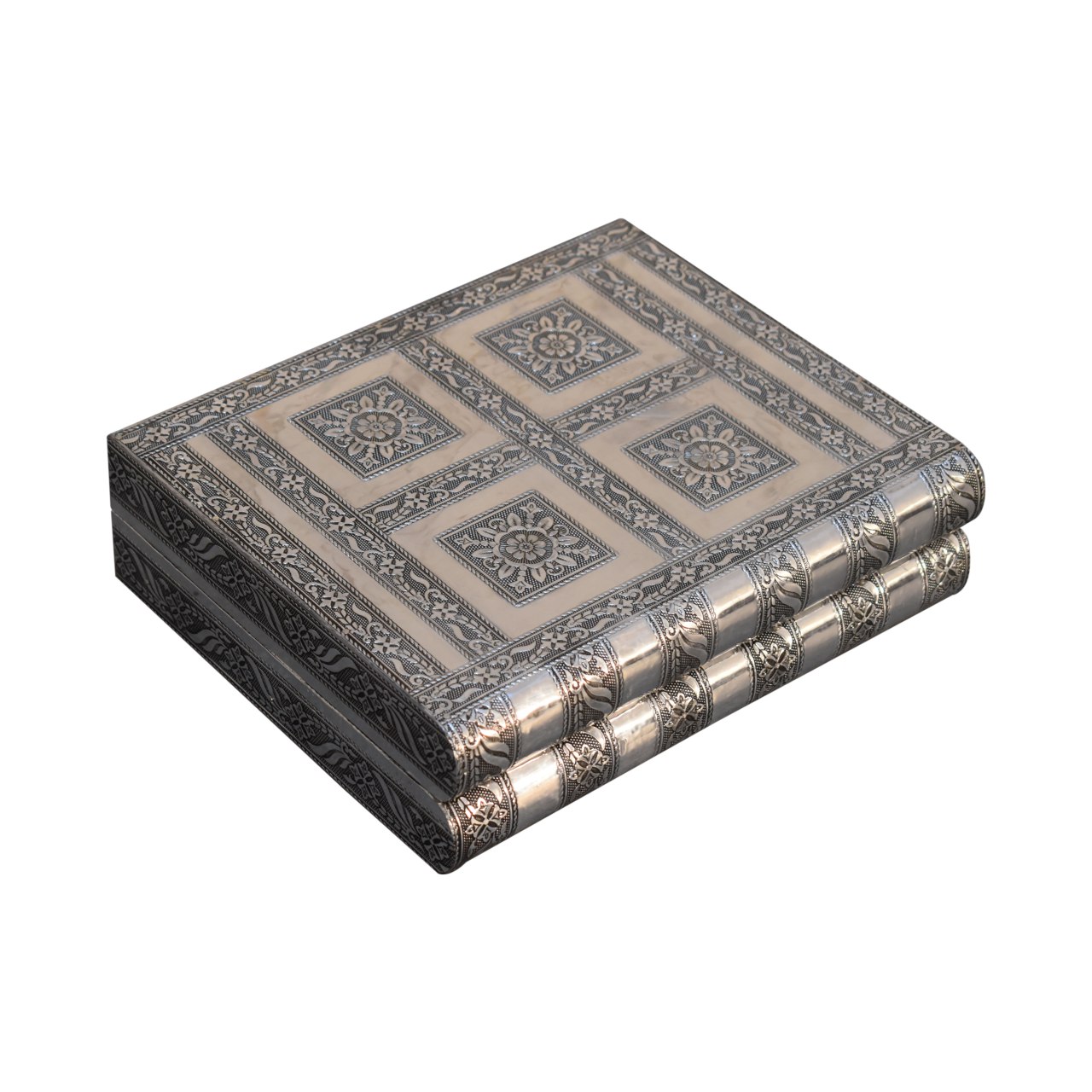 Fuchsia Pink Single Jewellery Box - Image 8