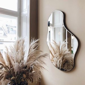 RE44 Mirror